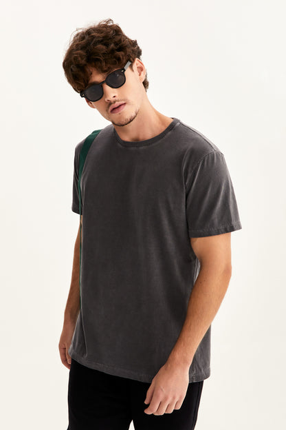 Camiseta Estonada Chumbo